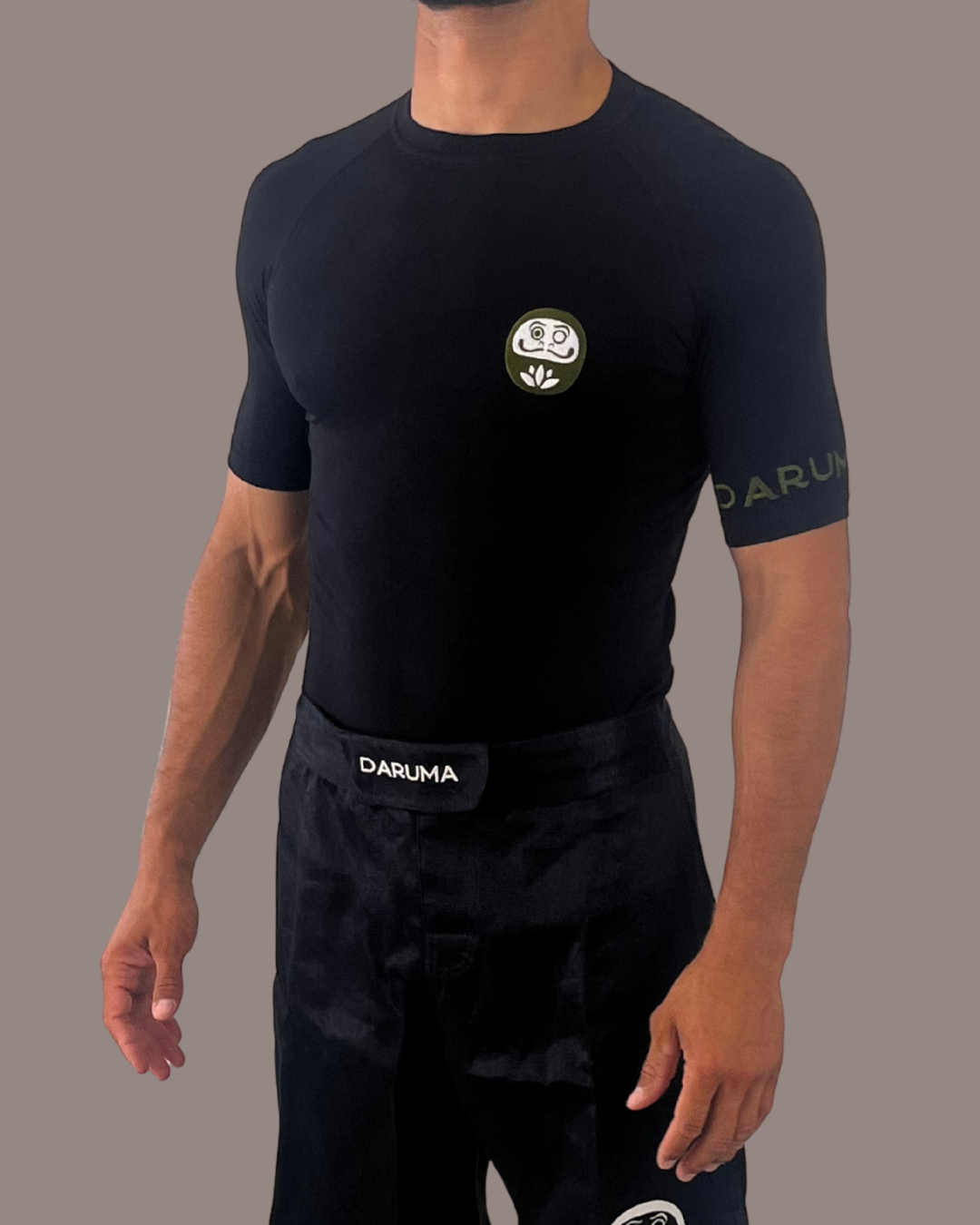 Daruma Bamboo Rashguard — Black · Short Sleeve